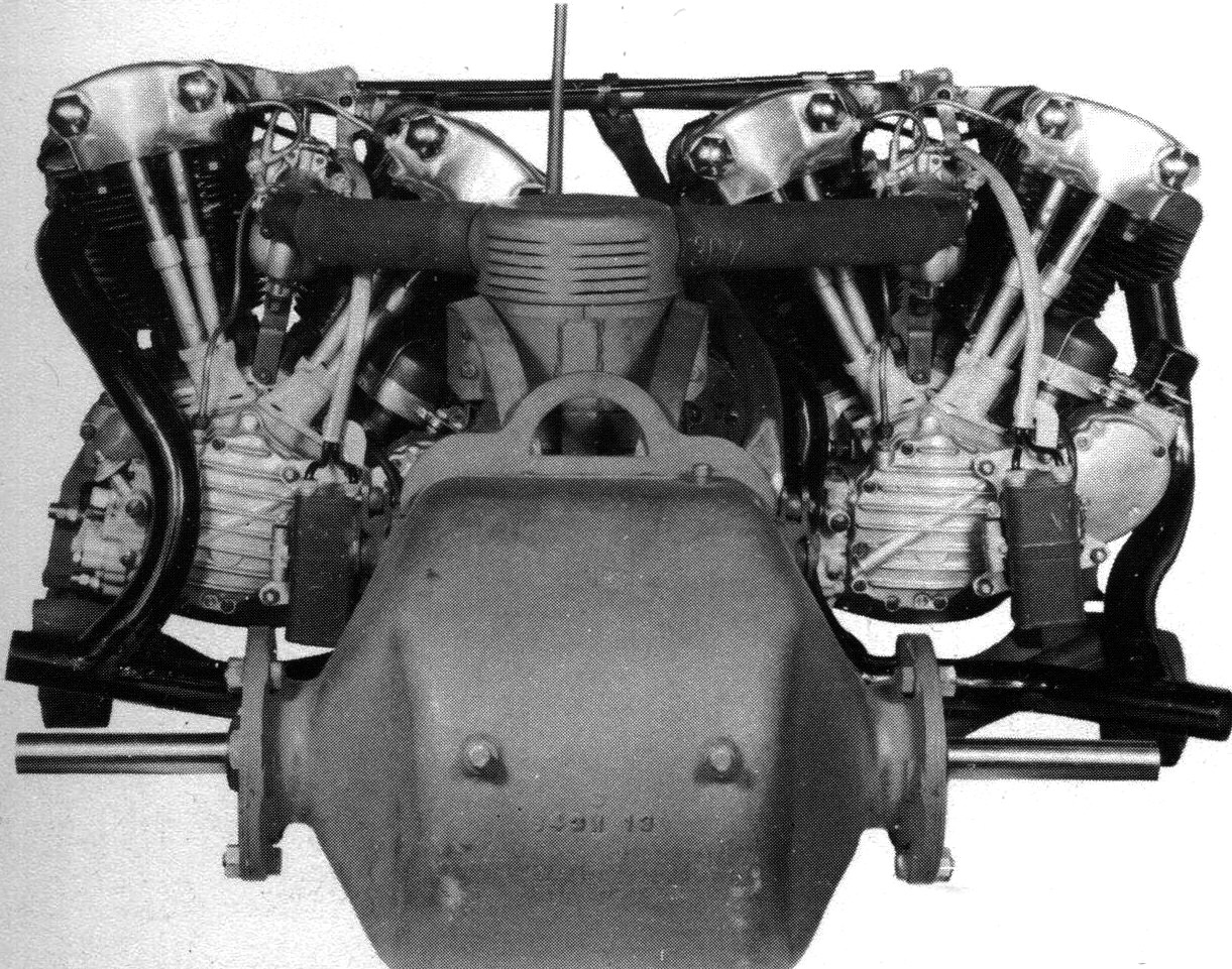 1943 - Doble motor Knucklehead para mini-tank canadiense