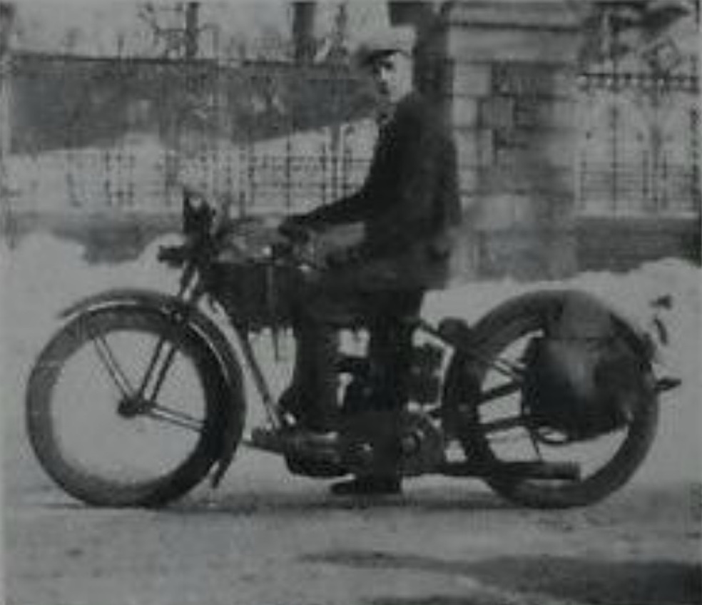 1926 - Harley-Davidson modelo 26 Single