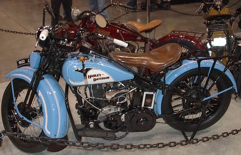 1933 - Harley-Davidson modelo 33R - Izquierda