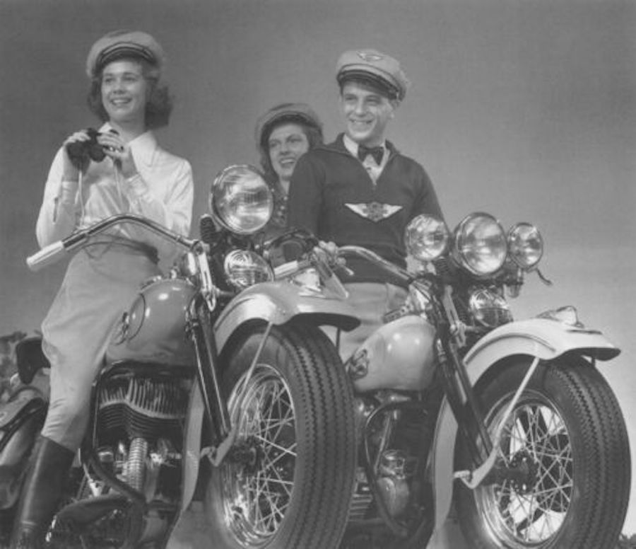 1940 - Harley-Davidson  - EL y WL