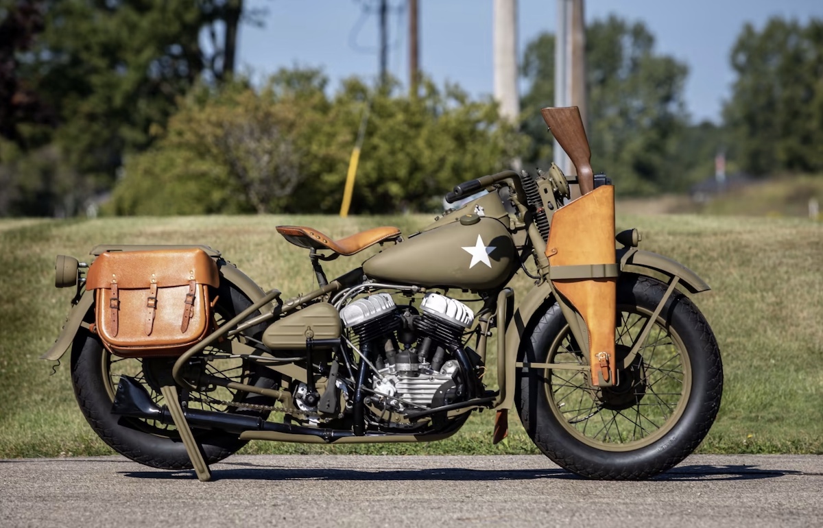 1943 - Harley-Davidson modelo 43WLA - Derecha