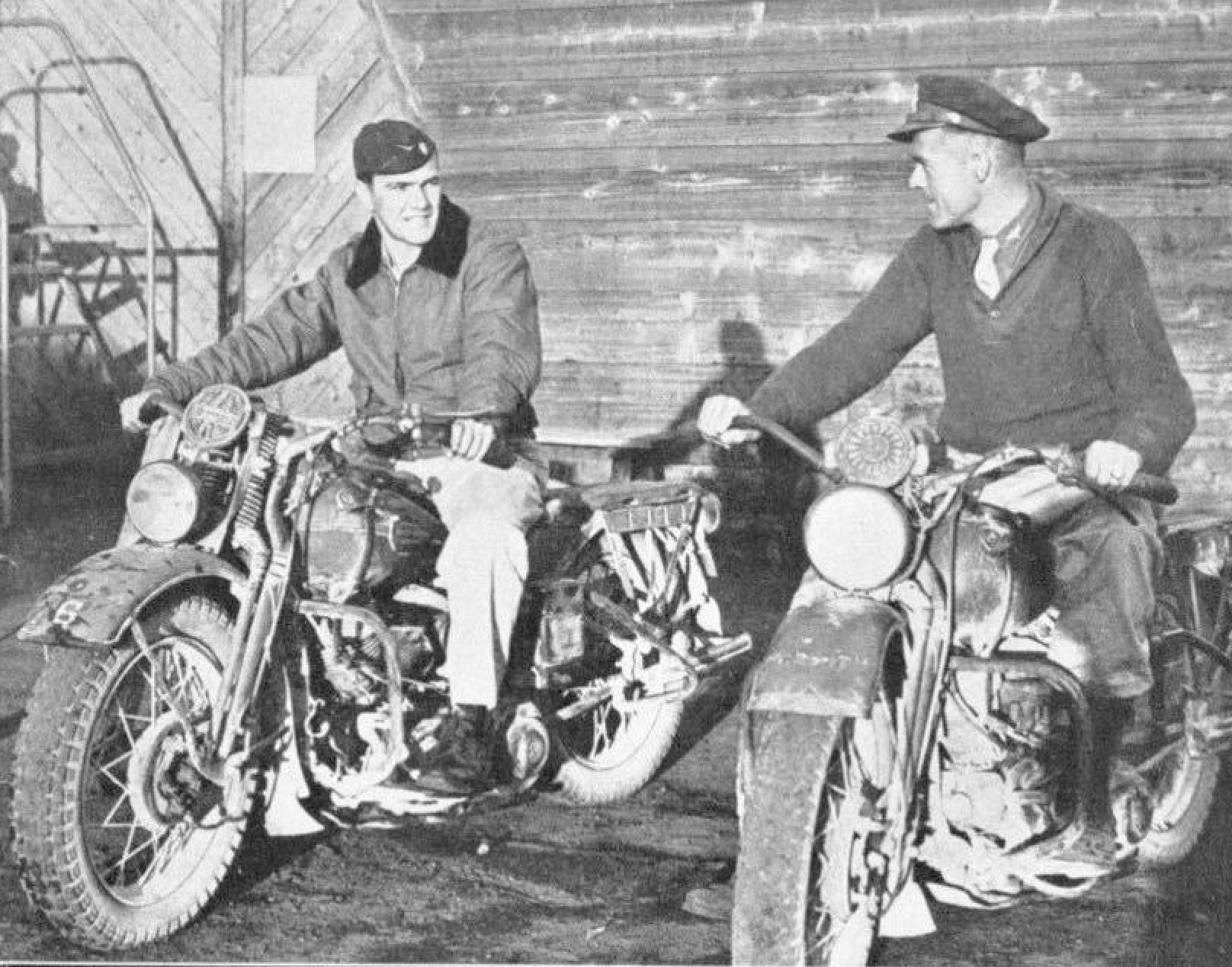 1946 - Harley-Davidson foto de epoca