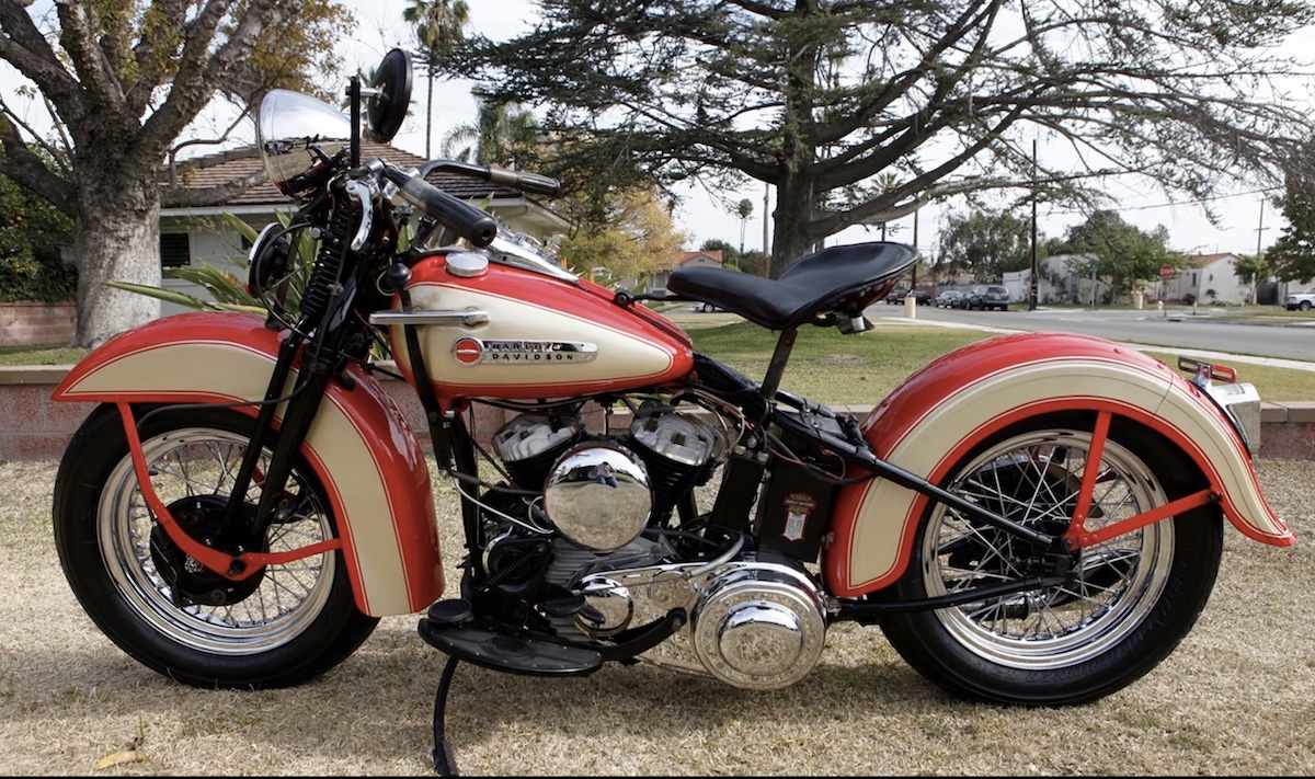 1948 - Harley-Davidson  48WL - izquierda