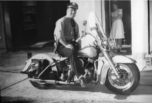 1961 - Harley-Davidson Fotos de epoca 1961 - Harley-Davidson Fotos de epoca