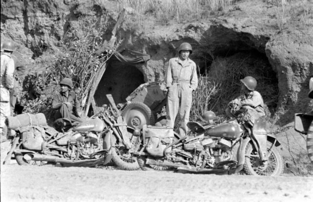 1944 - Harley-Davidson WLA Italia 1944 - Harley-Davidson WLA en Italia