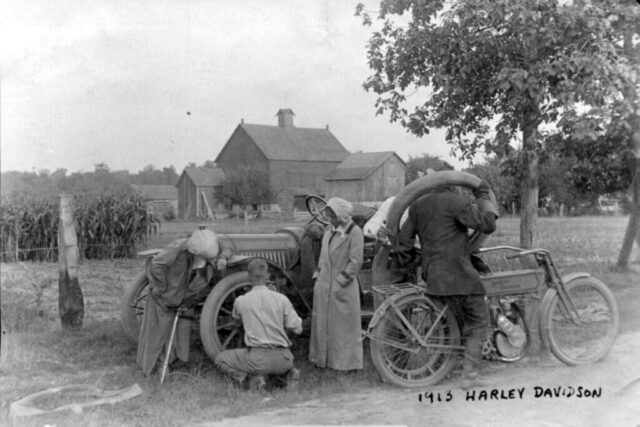 1913 - Harley-Davidson Fotos de epoca