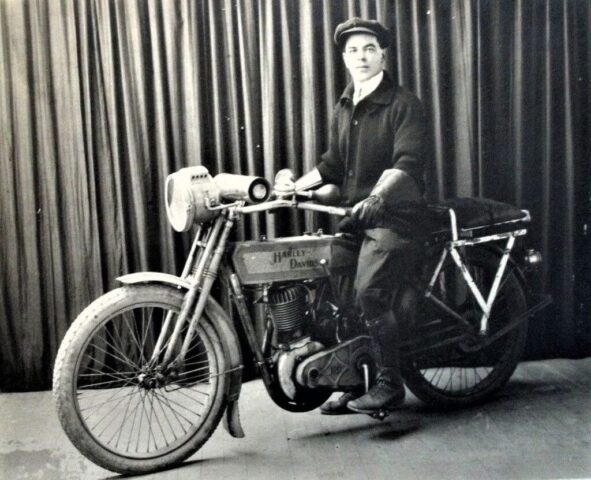 1913 - Harley-Davidson Fotos de epoca