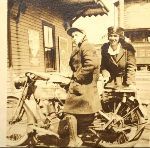 1913 - Harley-Davidson Fotos de epoca